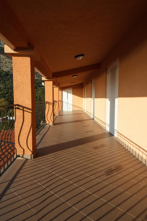 Apartments Sergej Sutomore Εξωτερικό φωτογραφία