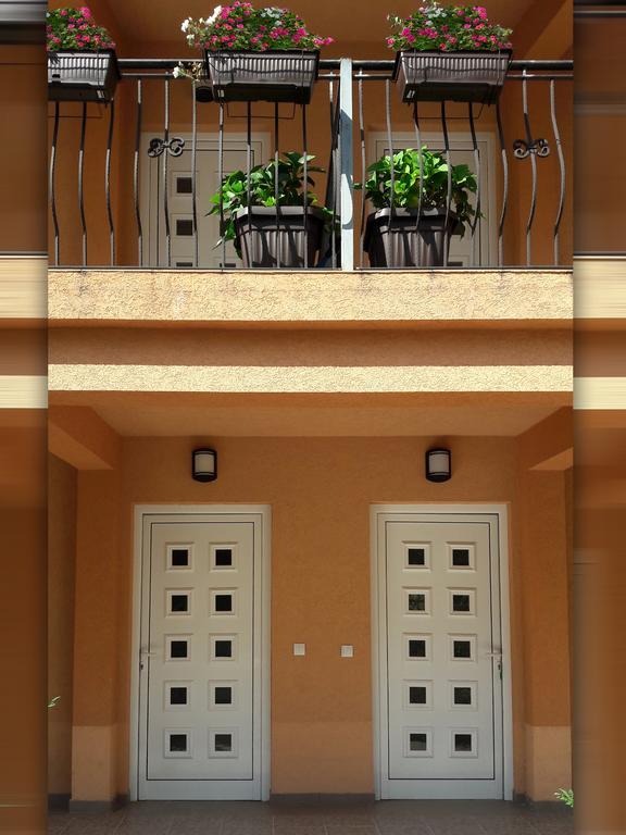 Apartments Sergej Sutomore Εξωτερικό φωτογραφία